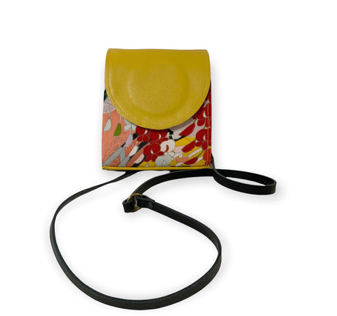 Yellow flowers LOLA >50 % OFF - was £65.00 now is £30.00
