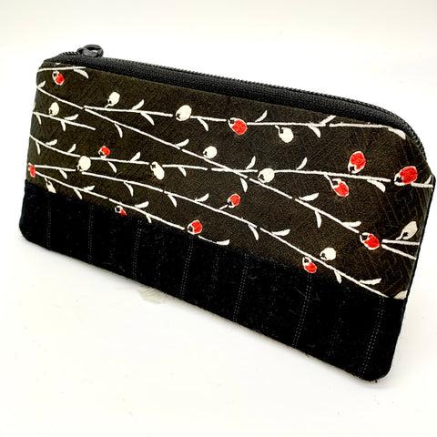 Black and red roses Japanese purse
